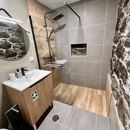 Roots - A * São Vicente